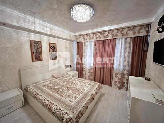 Продам трехкомнатную (3-комн.) квартиру, Московский мкр, 15, Иваново г