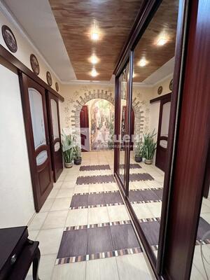 Продам трехкомнатную (3-комн.) квартиру, Московский мкр, 15, Иваново г