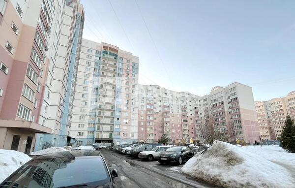 Продам трехкомнатную (3-комн.) квартиру, Московский мкр, 15, Иваново г