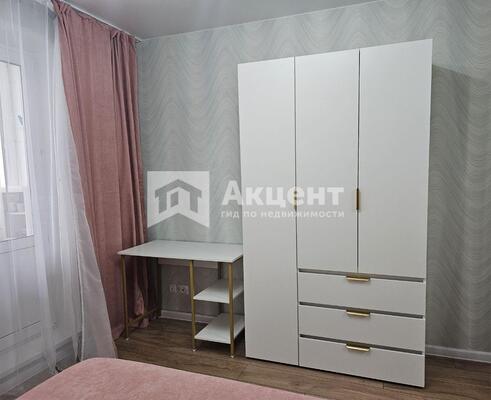 Продам однокомнатную (1-комн.) квартиру, Танкиста Белороссова ул, 1, Иваново г