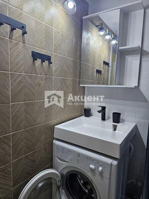 Продам однокомнатную (1-комн.) квартиру, Танкиста Белороссова ул, 1, Иваново г