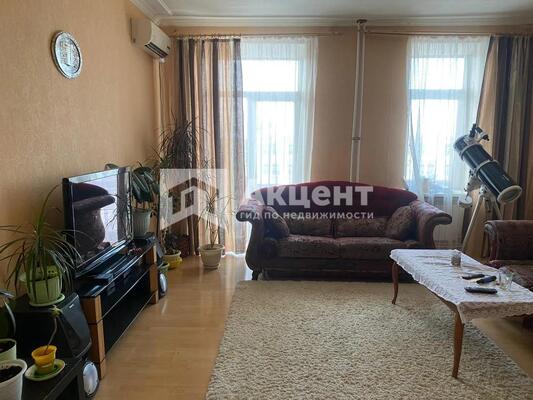 Продам трехкомнатную (3-комн.) квартиру, Ленина пр-кт, 90, Иваново г