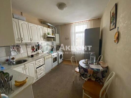 Продам трехкомнатную (3-комн.) квартиру, Ленина пр-кт, 90, Иваново г