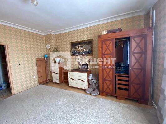 Продам трехкомнатную (3-комн.) квартиру, Ленина пр-кт, 90, Иваново г