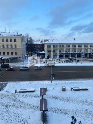 Продам трехкомнатную (3-комн.) квартиру, Ленина пр-кт, 90, Иваново г