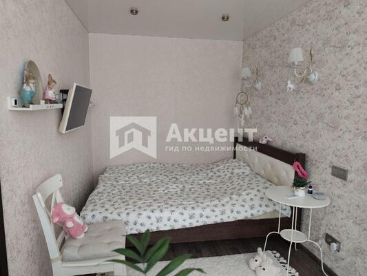 Продам двухкомнатную (2-комн.) квартиру, Кирякиных ул, 9, Иваново г