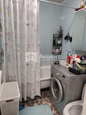 Продам двухкомнатную (2-комн.) квартиру, Кирякиных ул, 9, Иваново г