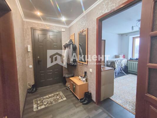 Продам трехкомнатную (3-комн.) квартиру, 3-я Чайковского ул, 4, Иваново г