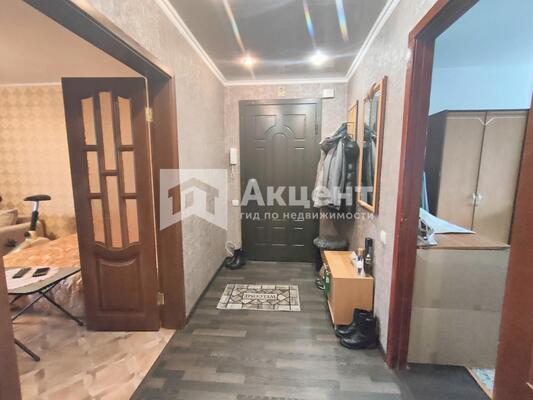 Продам трехкомнатную (3-комн.) квартиру, 3-я Чайковского ул, 4, Иваново г