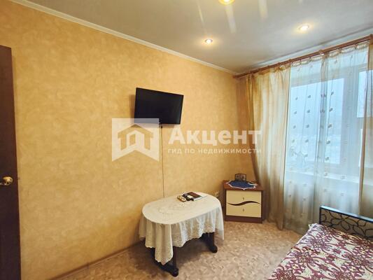 Продам трехкомнатную (3-комн.) квартиру, 3-я Чайковского ул, 4, Иваново г