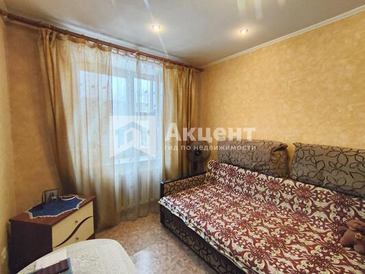 Продам трехкомнатную (3-комн.) квартиру, 3-я Чайковского ул, 4, Иваново г