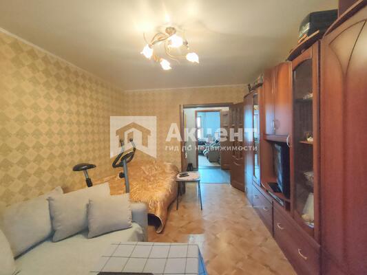 Продам трехкомнатную (3-комн.) квартиру, 3-я Чайковского ул, 4, Иваново г