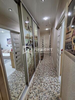 Продам трехкомнатную (3-комн.) квартиру, Куконковых ул, 150, Иваново г