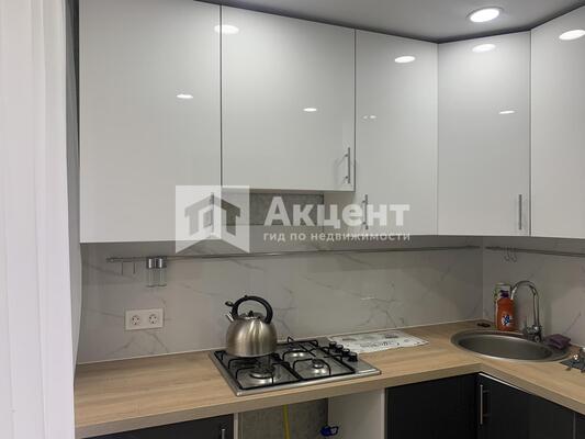 Продам двухкомнатную (2-комн.) квартиру, Лежневская ул, 122А, Иваново г