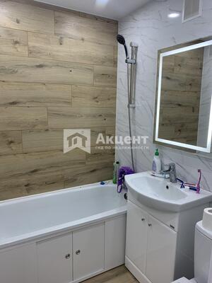 Продам двухкомнатную (2-комн.) квартиру, Лежневская ул, 122А, Иваново г