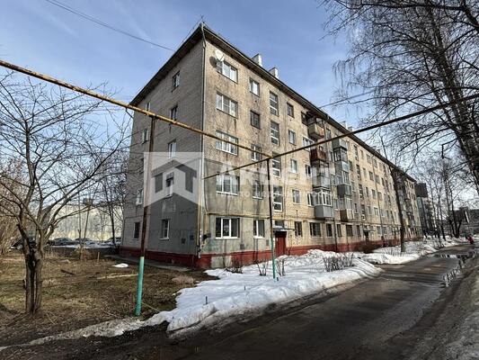 Продам двухкомнатную (2-комн.) квартиру, Лежневская ул, 122А, Иваново г