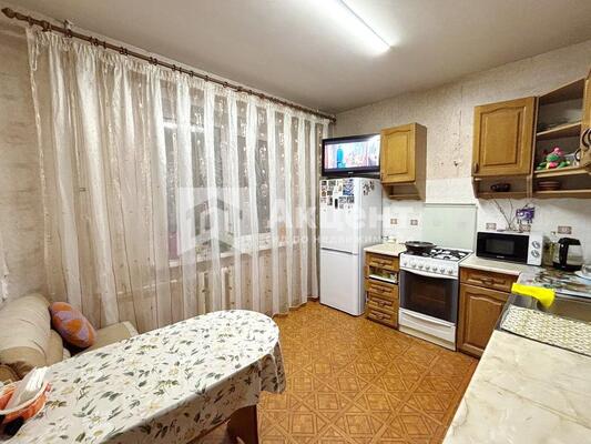 Продам трехкомнатную (3-комн.) квартиру, Герцена ул, 7, Иваново г