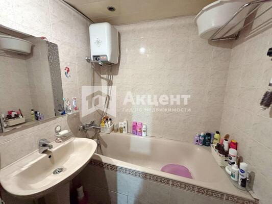 Продам трехкомнатную (3-комн.) квартиру, Герцена ул, 7, Иваново г