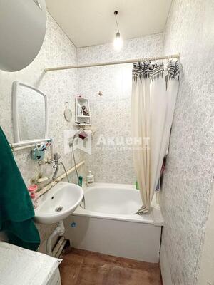 Продам двухкомнатную (2-комн.) квартиру, Московская ул, 33, Кохма г