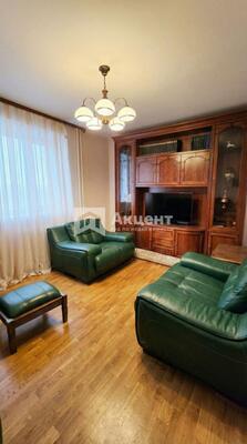 Продам трехкомнатную (3-комн.) квартиру, Куконковых ул, 102, Иваново г