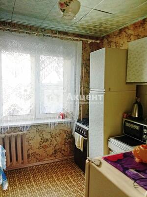 Продам двухкомнатную (2-комн.) квартиру, Наговицыной-Икрянистовой ул, 4, Иваново г