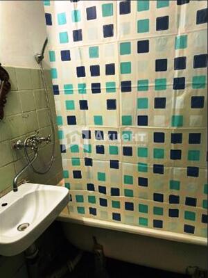 Продам двухкомнатную (2-комн.) квартиру, Наговицыной-Икрянистовой ул, 4, Иваново г