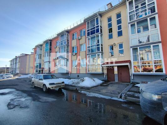 Продам однокомнатную (1-комн.) квартиру, 3, Просторный мкр