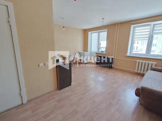 Продам однокомнатную (1-комн.) квартиру, 3, Просторный мкр