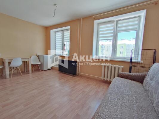 Продам однокомнатную (1-комн.) квартиру, 3, Просторный мкр