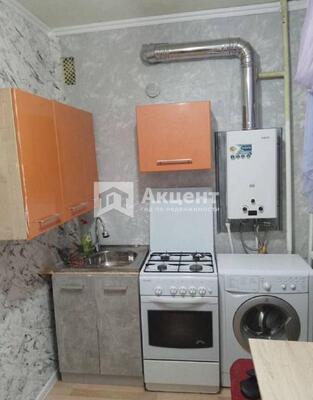 Продам двухкомнатную (2-комн.) квартиру, Сосновая ул, 14, Железнодорожный с