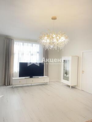 Продам трехкомнатную (3-комн.) квартиру, 2-я Лежневская ул, 18, Иваново г