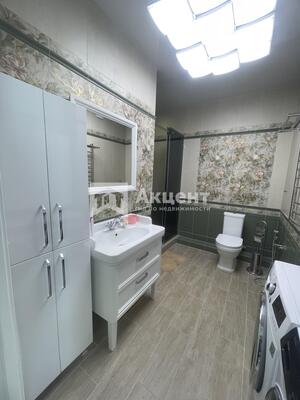 Продам трехкомнатную (3-комн.) квартиру, 2-я Лежневская ул, 18, Иваново г