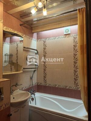 Продам двухкомнатную (2-комн.) квартиру, Маршала Василевского ул, 4А, Иваново г