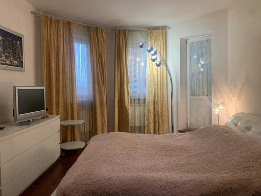 Сдам трехкомнатную (3-комн.) квартиру, Королева ул, 9, Нахабино рп