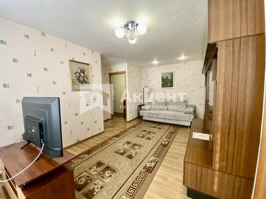 Продам двухкомнатную (2-комн.) квартиру, 2-я Лагерная ул, 53, Иваново г