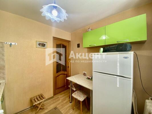 Продам двухкомнатную (2-комн.) квартиру, 2-я Лагерная ул, 53, Иваново г