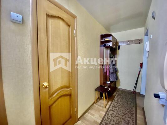 Продам двухкомнатную (2-комн.) квартиру, 2-я Лагерная ул, 53, Иваново г