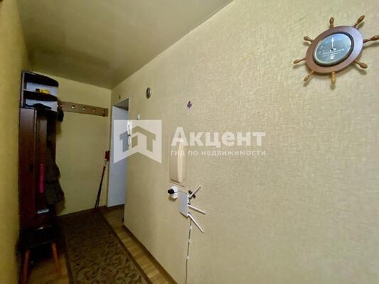 Продам двухкомнатную (2-комн.) квартиру, 2-я Лагерная ул, 53, Иваново г