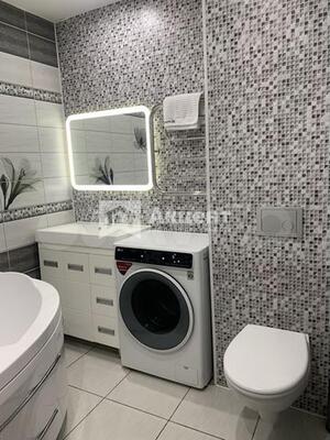 Продам трехкомнатную (3-комн.) квартиру, 1-я Полевая ул, 53, Иваново г