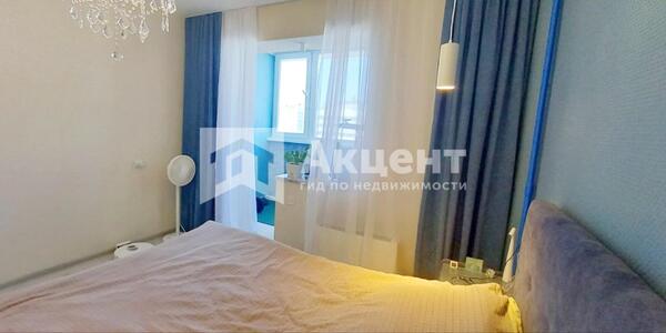 Продам трехкомнатную (3-комн.) квартиру, Рождественский мкр, 10, Иваново г