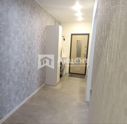 Продам трехкомнатную (3-комн.) квартиру, Рождественский мкр, 10, Иваново г