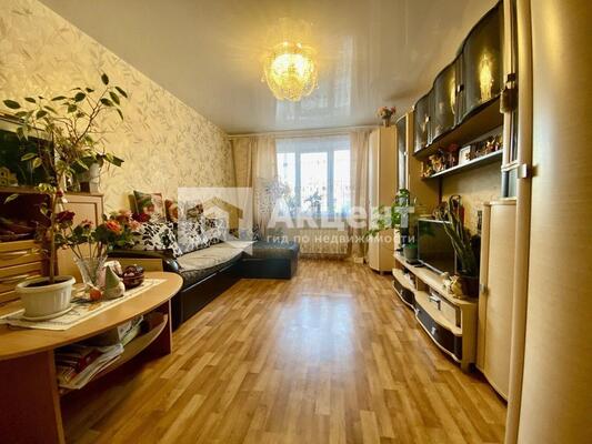 Продам трехкомнатную (3-комн.) квартиру, 1-я Полевая ул, 38, Иваново г