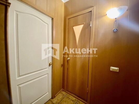 Продам трехкомнатную (3-комн.) квартиру, 1-я Полевая ул, 38, Иваново г