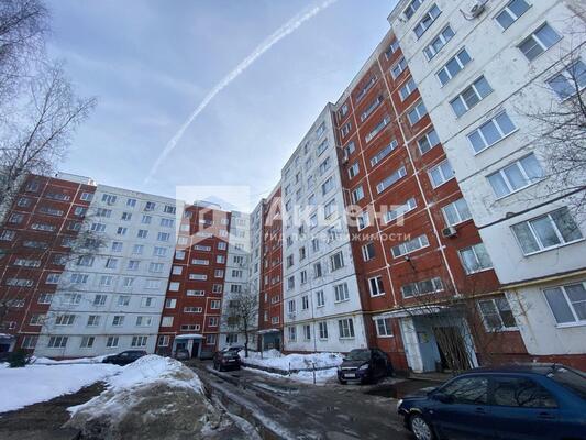 Продам трехкомнатную (3-комн.) квартиру, 1-я Полевая ул, 38, Иваново г