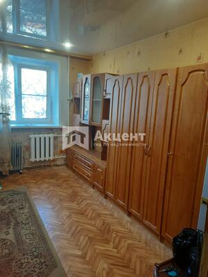 Продам комнату в 8-комн. квартире, Смирнова ул, 80А, Иваново г