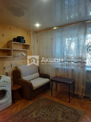 Продам комнату в 8-комн. квартире, Смирнова ул, 80А, Иваново г