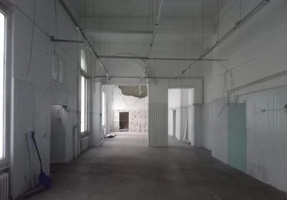 Сдам коммерческое помещение 420 м2, Новозаводская ул, 2, Москва г