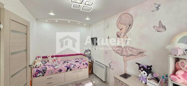 Продам двухкомнатную (2-комн.) квартиру, Строителей пр-кт, 3, Иваново г