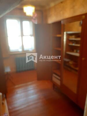 Продам комнату в 4-комн. квартире, Красных Зорь ул, 1, Иваново г