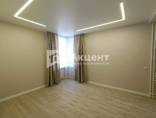 Продам двухкомнатную (2-комн.) квартиру, Коммунальный пер, 15, Иваново г